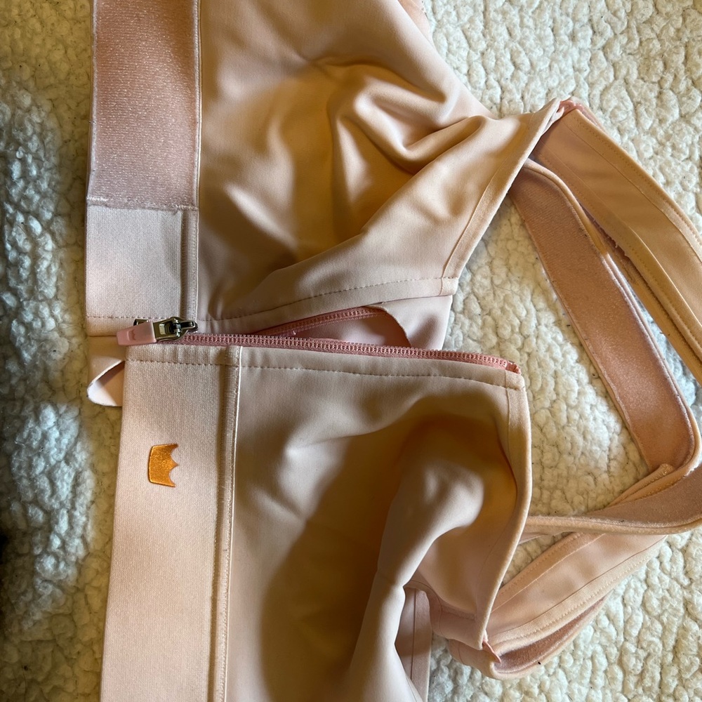 SheFit sports bra